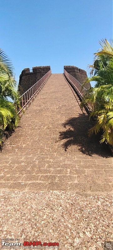 Solo drive to North Kerala in a Jeep Compass-bekal-5.jpg