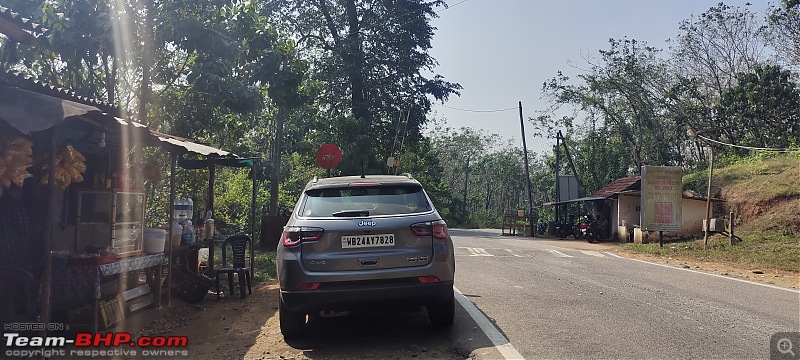 Solo drive to North Kerala in a Jeep Compass-makutta-forest-check-post.jpg