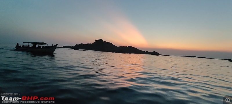 A trip to Dandeli & Goa-sunsetombeach.jpeg
