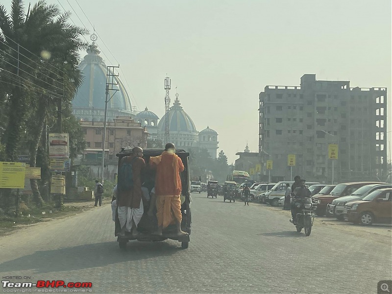 M2M - Magnite to Mayapur - A Weekend Getaway-pic-8-iskon-temple.jpg