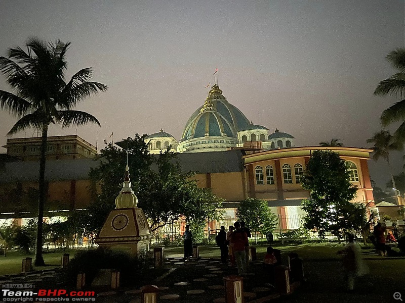M2M - Magnite to Mayapur - A Weekend Getaway-pic-20-temple-night.jpg