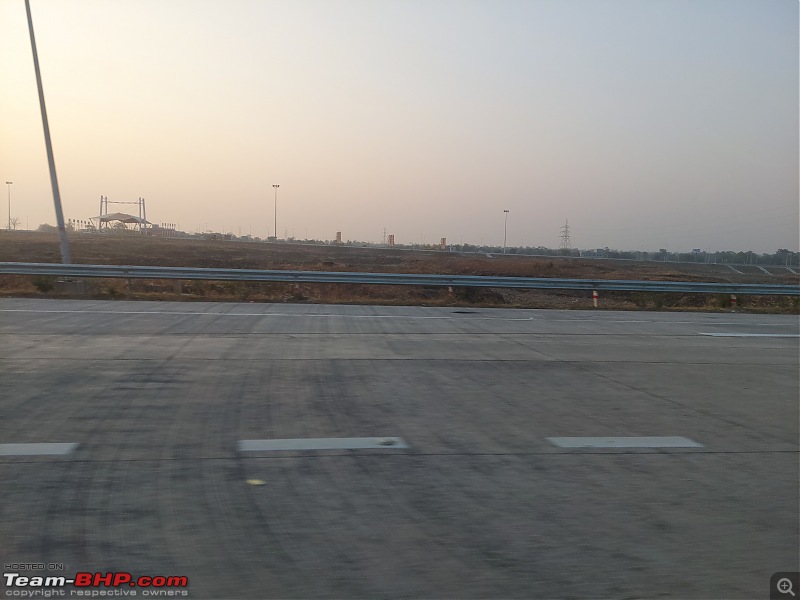 Weekend Drive from Bangalore to Samruddhi Mahamarg & back | 2600 km | 4 Cars-14-expressway-drive-pics-12.jpg