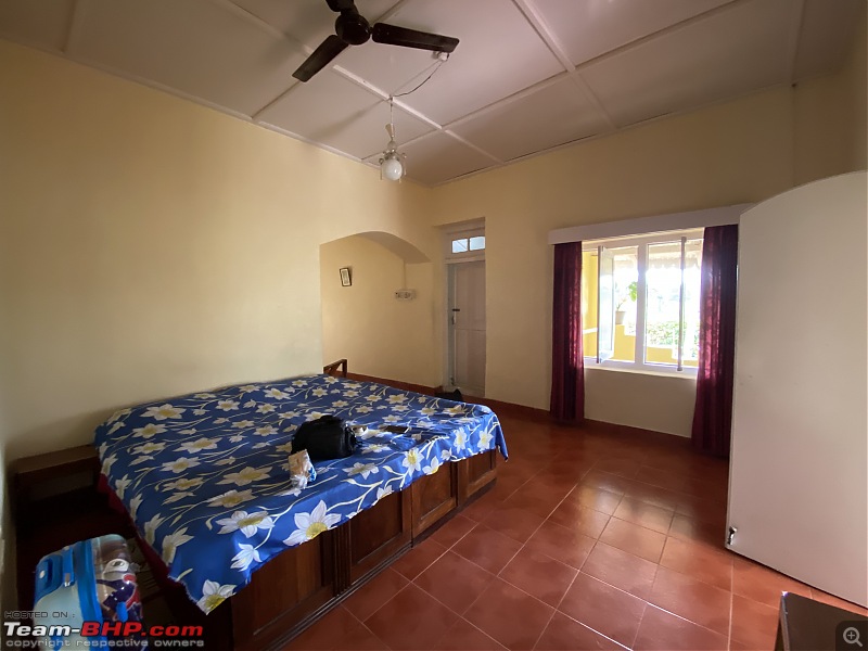 A Weekend Getaway to Valparai - A Photologue-bedroom-2.jpg