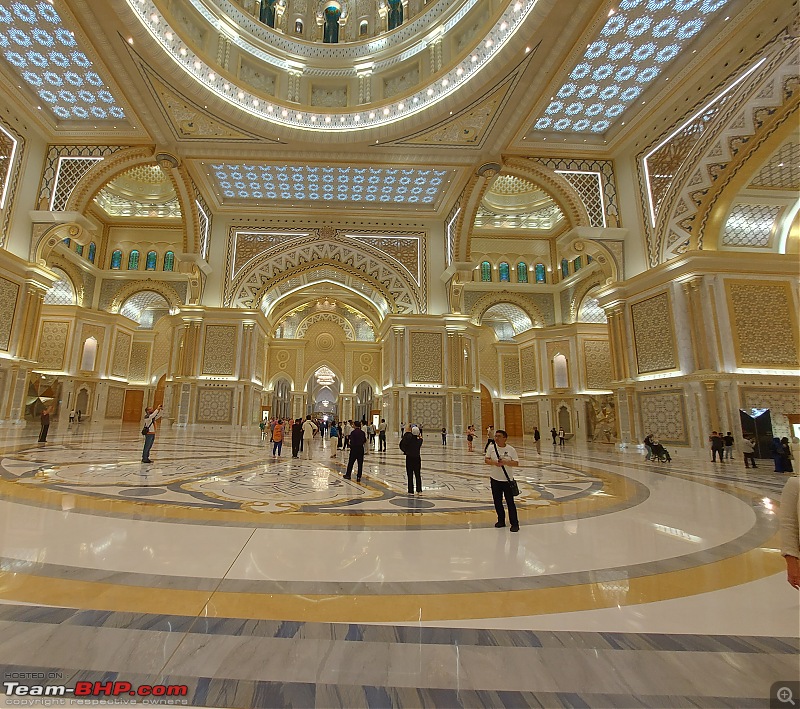 Visiting Qasr Al Watan | Presidential Palace at Abu Dhabi | Gold Class-qaw_greathall_1.jpg