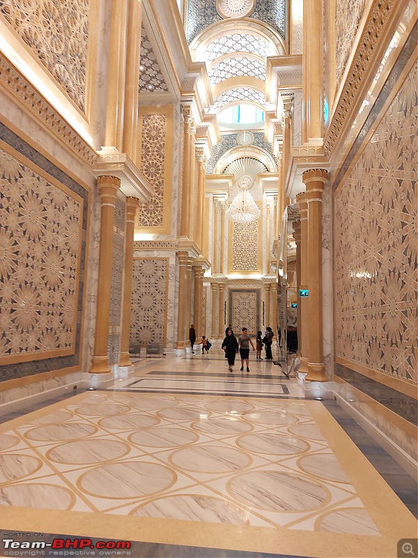 Visiting Qasr Al Watan | Presidential Palace at Abu Dhabi | Gold Class-qaw_greathall_alley_1.jpg