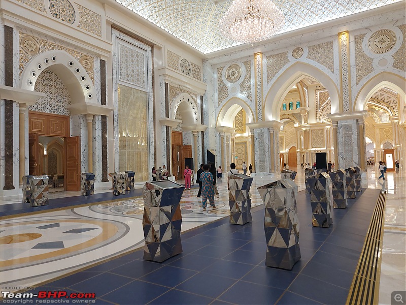 Visiting Qasr Al Watan | Presidential Palace at Abu Dhabi | Gold Class-qaw_prezbanquet_kiosk.jpg