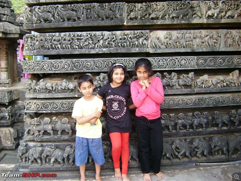 Story of a Vacation (:-))-halebidu-05.jpg