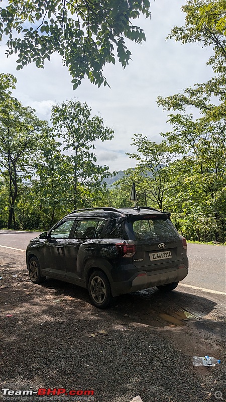 Drive to the world's largest statue | Statue of Unity-mh-cut-road.jpg