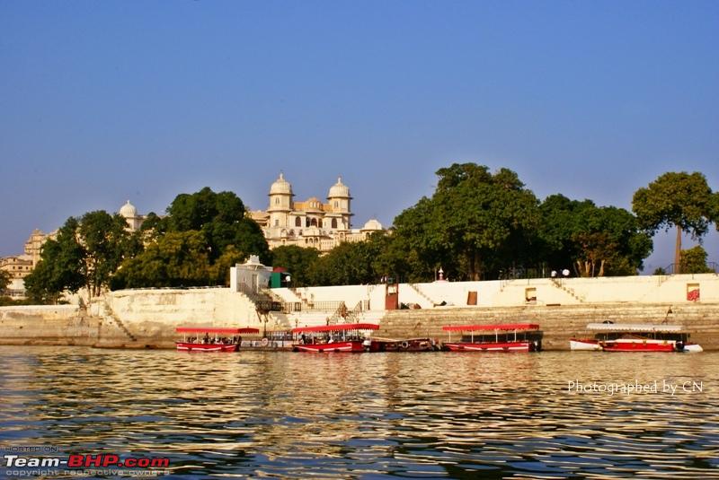 Name:  Boat ride _ Pichola Lake_City Palace and surroundings 7.JPG
Views: 1916
Size:  204.0 KB