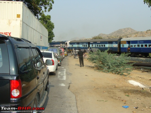 My introduction to Modern Highways: Black Tigress (Safari 2.2) roaming in Rajasthan-dsc02774.jpg
