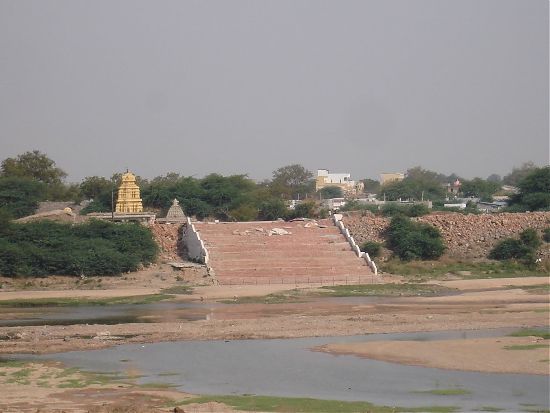Hyderabad  Mantralayam a day trip.-temple-servied-floods.jpg