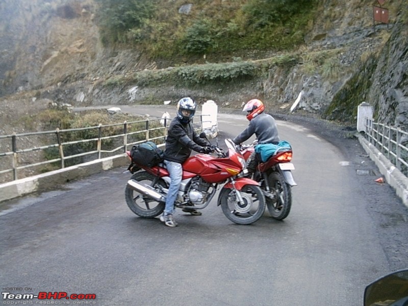 Himalayan Xplorer Ride (2004) Photo-Blog-revving-around.jpg