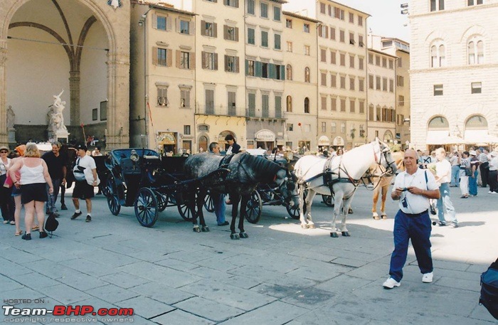 Europe photo album-70florencehorsecaridges.jpg