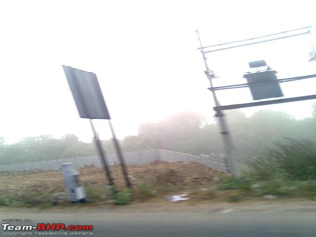 Driving through Chennai-51300296.jpg