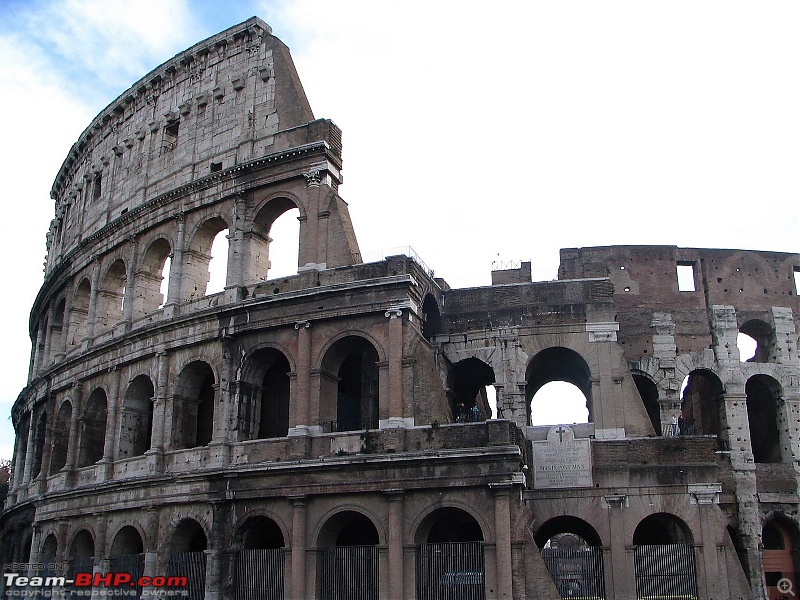 An Old Travelogue - Italy 2006-00370-colosseum.jpg