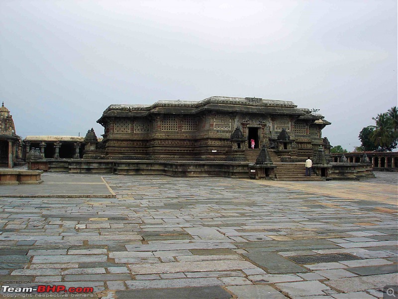 Bangalore-Chikmagalur-Belur-Halebid-Bangalore (May 2010)-belur-5.jpg