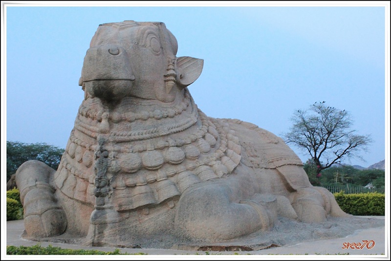 Weekend Travelogue: Bangalore - Lepakshi - Bangalore-nandi-2_1.jpg