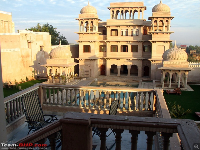 A Rajasthan Photolouge - Trip down memory Lane-verandah-mandawa-palace.jpg