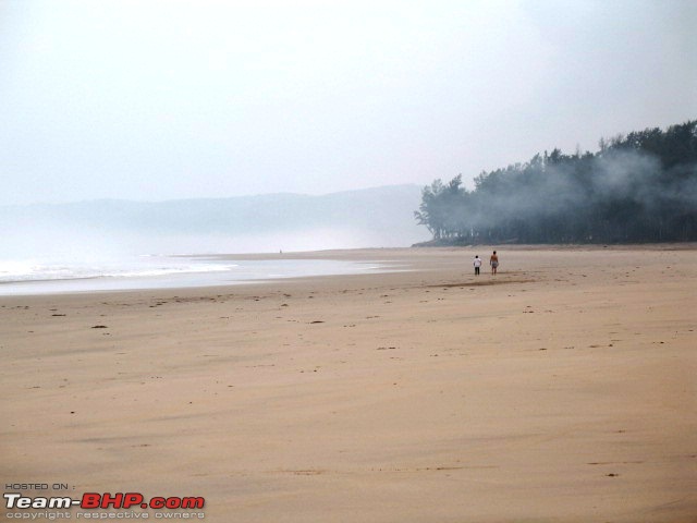 Konkan in May-guha.beach.5.jpg