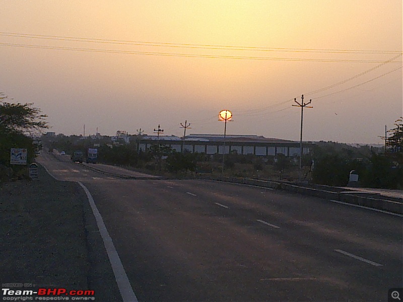 NanoLogue! First Highway Drive of Lunar Beauty! ( Pune - RanjanGaon - Pune )-fantastic-ahmednagar-road.jpg