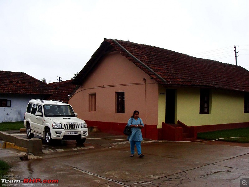 Hawk-on-fours on a pan-India tour: Delhi-Mumbai-Goa-Manipal-Coorg-Kolkata-Delhi-eastend-1-2.jpg