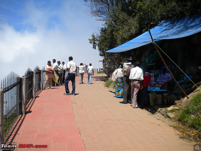 vMid-Year Monsoon Retreat ...Kodaikanal - Queen of the hills !!-coakers.walk2.jpg