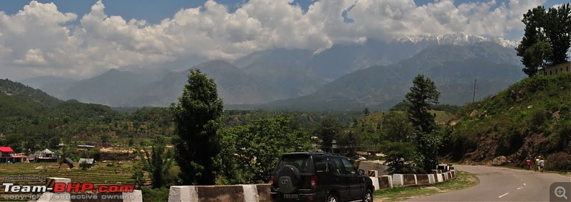 4500 km, Two Idiots & a Wild Safari in Ladakh-008_kangra-panorama.jpg