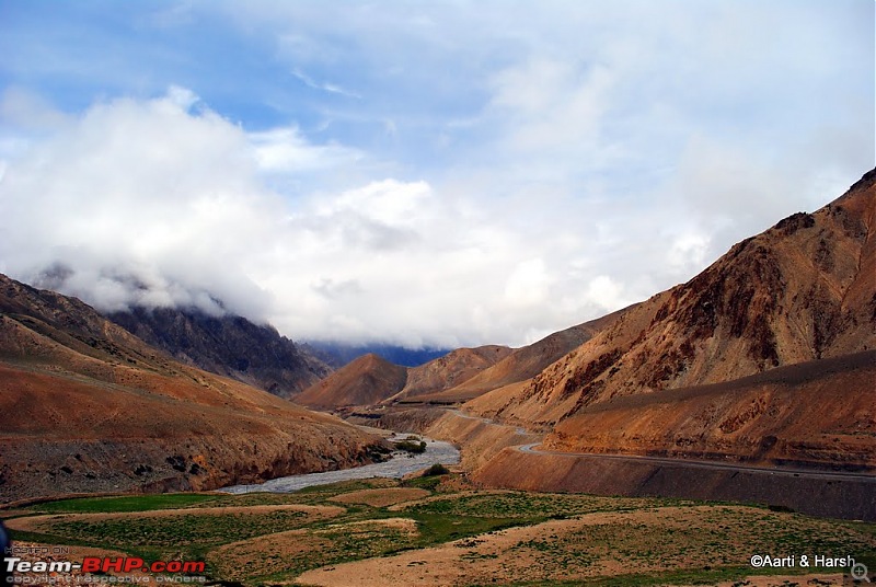 4500 km, Two Idiots & a Wild Safari in Ladakh-117_approaching-fotu-la.jpg