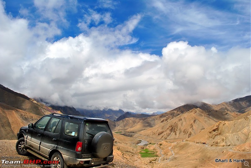 4500 km, Two Idiots & a Wild Safari in Ladakh-119_approaching-fotu-la.jpg