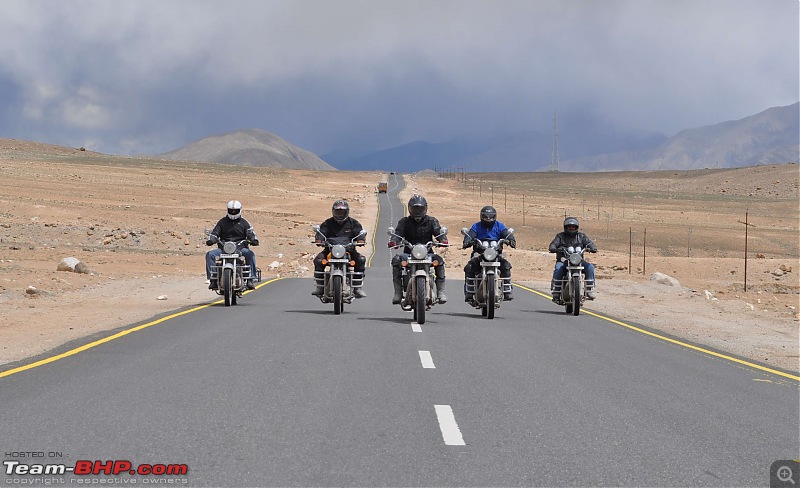 Ladakh.....Age no bar-5-bikers-row.jpg