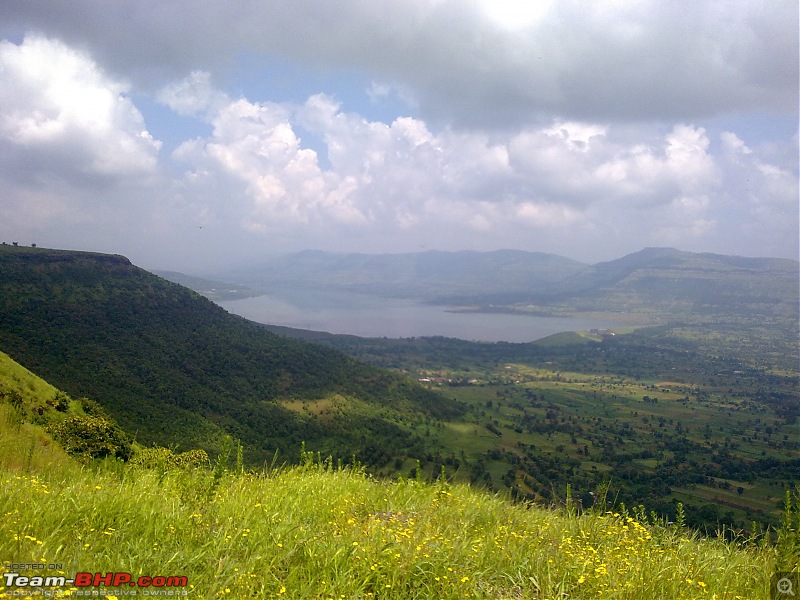 Flower Power : Celebrating nature, the mini KAASmiri way-first-view-valley.jpg