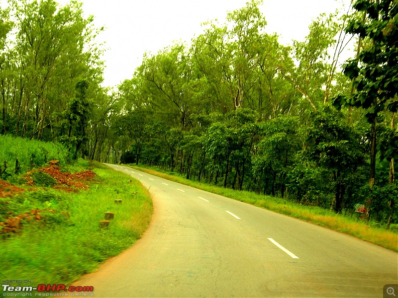 White sand, seafood and a few curves thrown in.. Bangalore - Goa - Bangalore!-dscn3547.jpg