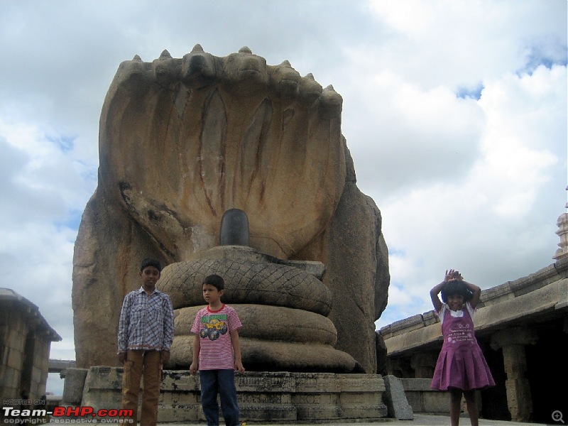 Lepakshi, the most famous one day drive in here!!!!-img_2265.jpg