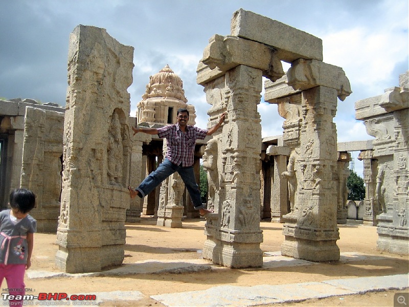 Lepakshi, the most famous one day drive in here!!!!-img_2285.jpg