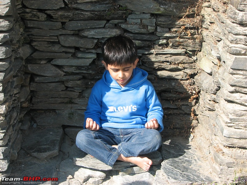 Rajdhani, City Of Temples, Govt in Exile & a culture that is trying hard to survive-mcleodganj-419monk2.jpg