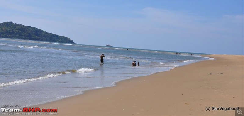 Micro-Travelogue : Devbagh Beach Resort at Karwar-037-taking-dip-sea.jpg