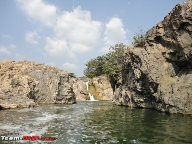 Hogenakkal Waterfalls, Tamil Nadu - Jan 1, 2011-dsc00719.jpg