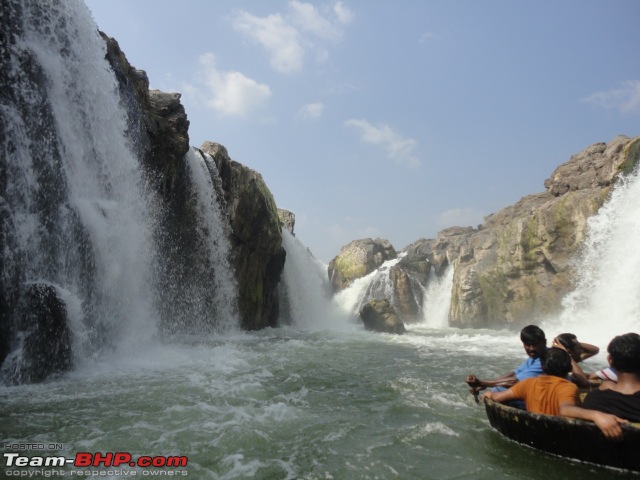 Hogenakkal Waterfalls, Tamil Nadu - Jan 1, 2011-dsc00761.jpg