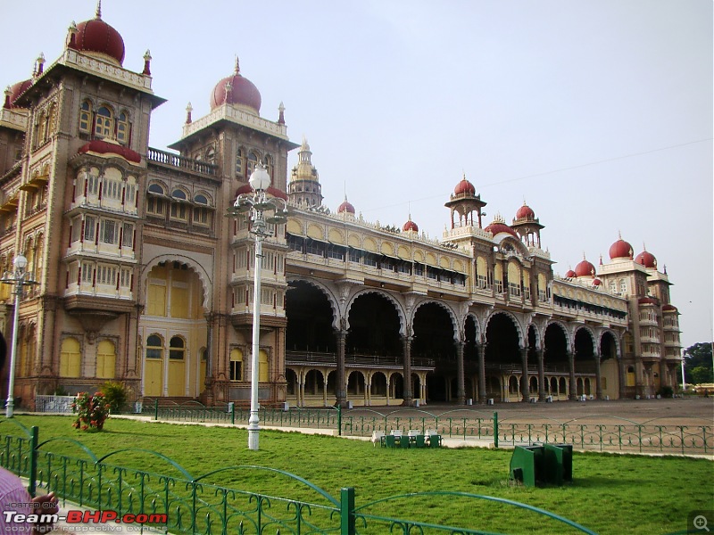 Southern Odyssey : 5000 kms through South India-31-mysore-palace.jpg