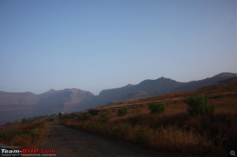 Bhandardara Getaway-road_to_kalsubai.jpg