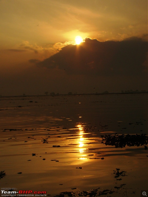 Southern Odyssey : 5000 kms through South India-6-sunrise-near-docking-point.jpg