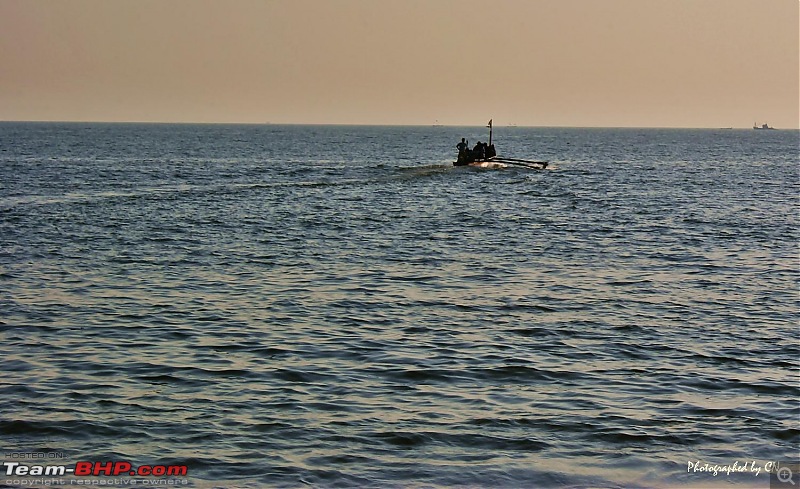 An incredible road trip to the Pearl of the Orient  Goa-4-boat_in_the_sea.jpg