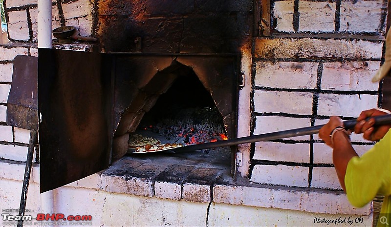 An incredible road trip to the Pearl of the Orient  Goa-31-wood_oven_pizza.jpg