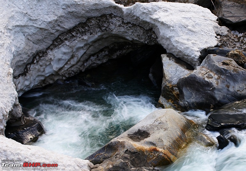 Blissful, beautiful Bhabha Valley @ Kafnu-cave_glacier2.jpg