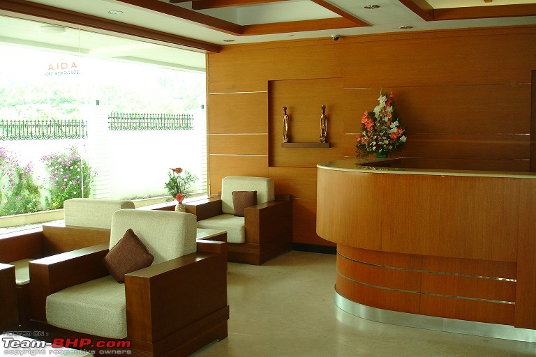 Bangalore-Munnar-Bangalore in 4 days-4.clouds-valley-hotel-reception-area.jpg