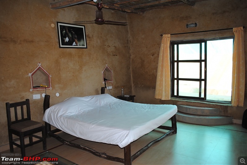 The Wild Beckons: Bhopal-Bhedaghat-Dhuandhar-Kanha-room1.jpg