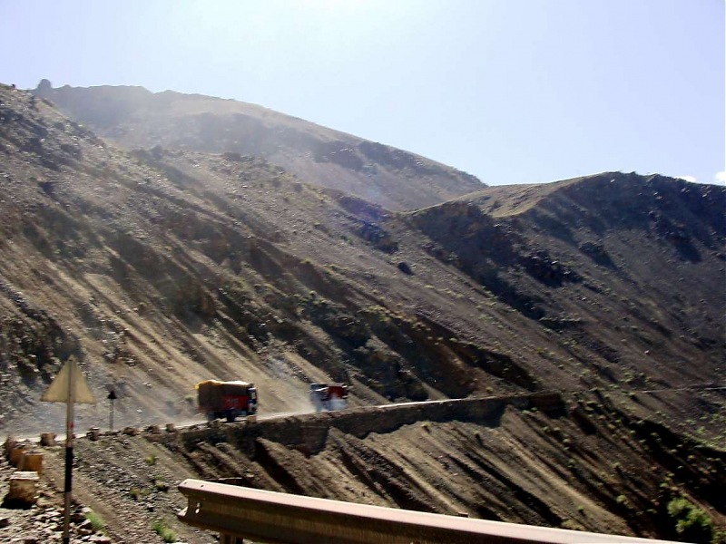 Hawk-On-Fours (H-4) Roadtrip:  Leh(t)'s go to Ladakh & Srinagar with QuickSilver.-kargilbudhkharbu-6k100.jpg