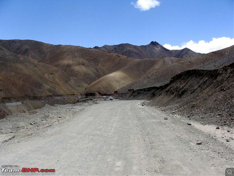 Hawk-On-Fours (H-4) Roadtrip:  Leh(t)'s go to Ladakh & Srinagar with QuickSilver.-kargilbudhkharbu-12k100.jpg