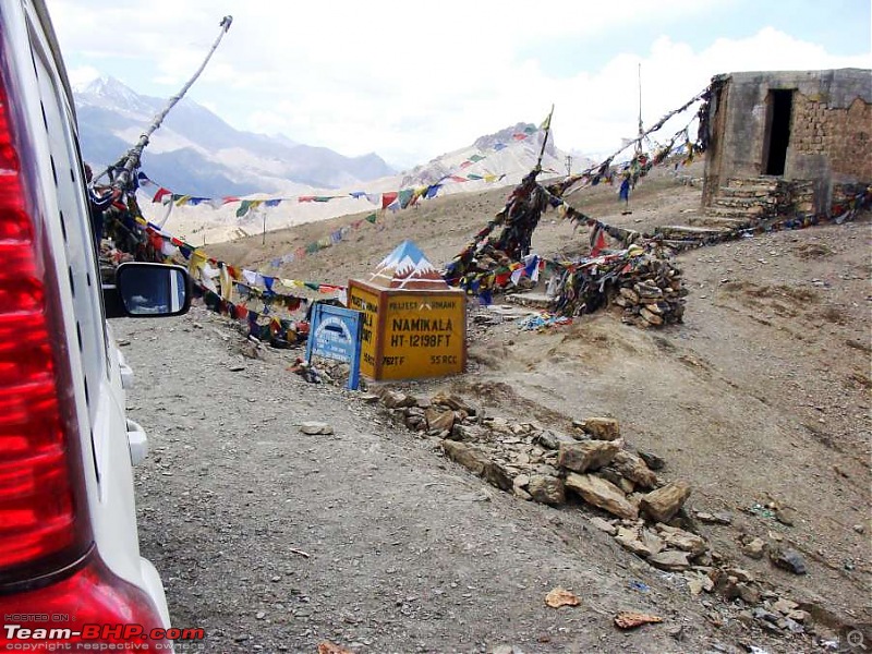 Hawk-On-Fours (H-4) Roadtrip:  Leh(t)'s go to Ladakh & Srinagar with QuickSilver.-kargilbudhkharbu-18k100.jpg
