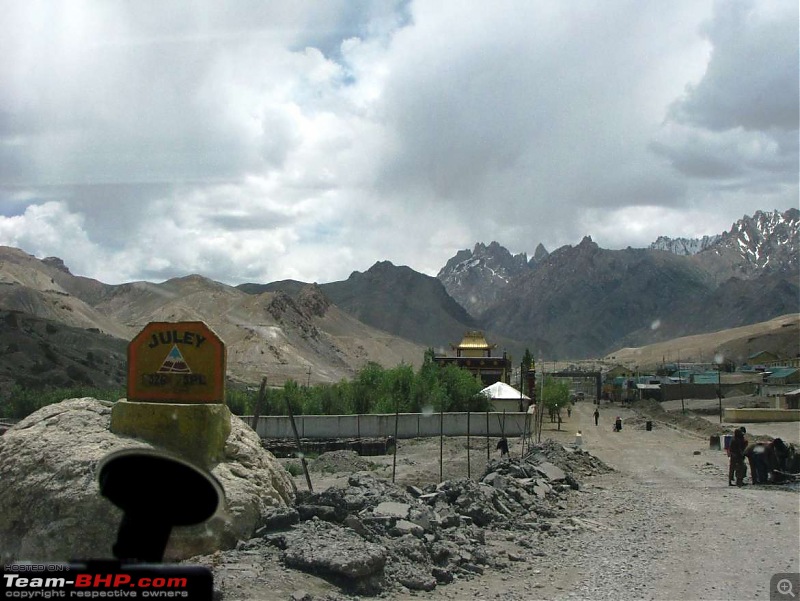 Hawk-On-Fours (H-4) Roadtrip:  Leh(t)'s go to Ladakh & Srinagar with QuickSilver.-kargilbudhkharbu-22k100.jpg